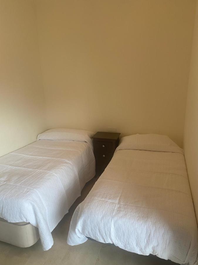 Apartamento Turistico Vega House Кордова Екстер'єр фото